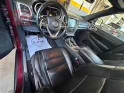 جیپ گراند شیرۆکی